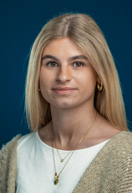 SELINA-SCHEFFLER-PORTRAIT