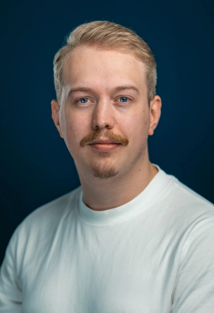 TIM-LUKAS-HOF-PORTRAIT