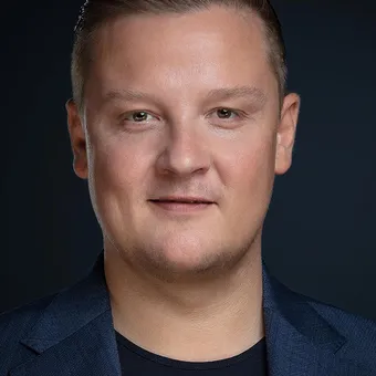 Portrait von Roland Shimamek